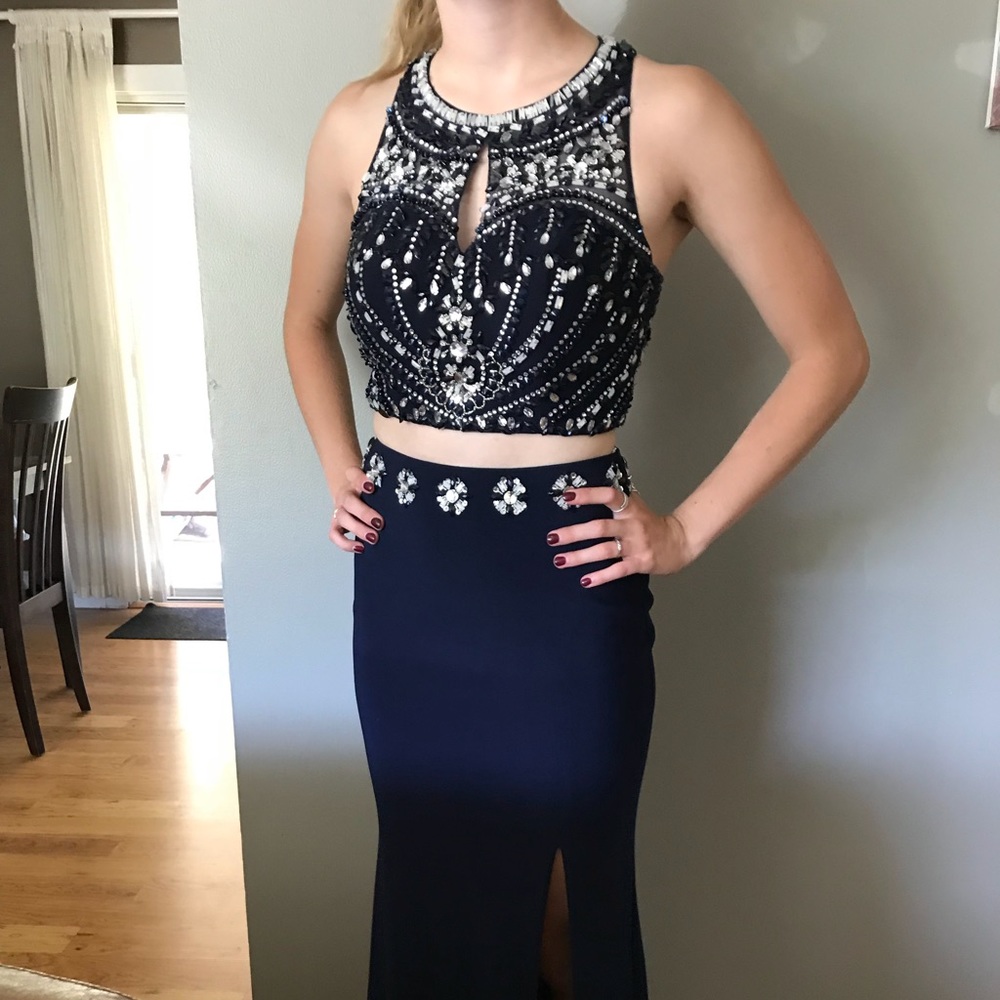 Two piece navy prom dress with shoes and earrings